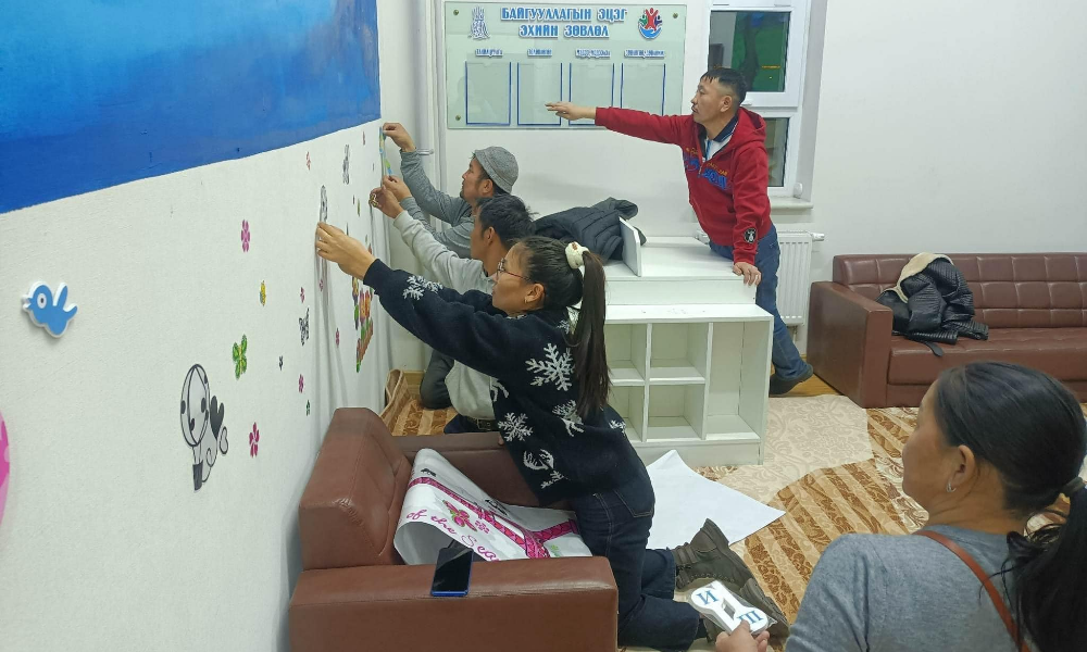 МУЗЕЙН ХАМТ ОЛОН ХҮҮХДИЙН АМРАХ ӨРӨӨ ТОХИЖУУЛАН НЭЭЛТЭЭ ХИЙЛЭЭ ✅✅✅